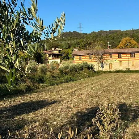 Casa Vacanze La Fioca Tatil Evi