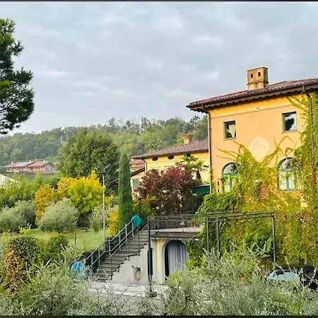 Casa Vacanze La Fioca Tatil Evi